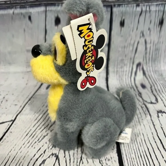 Lady and the Tramp pillow pet Disney Parks & NWT 9” plush Tramp stuffed animal - Picture 9 of 14